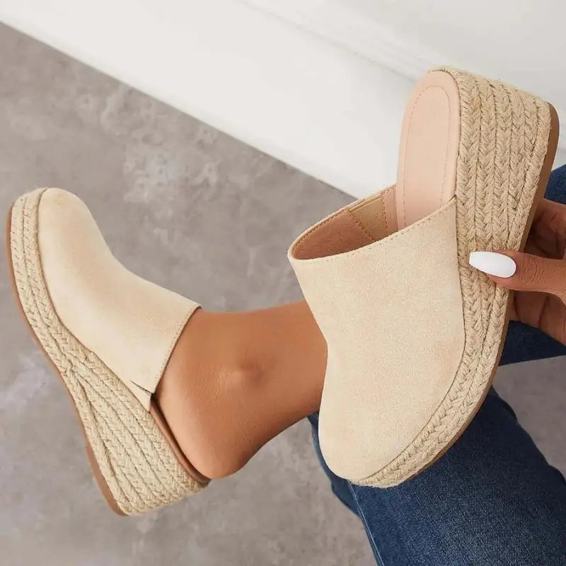 Damen Schuhe – Wildleder Keil-Espadrille, Slip-On Design, Sommer Stil-83367-09ffe51c-1795-4c33-8e5d-de594554b2df