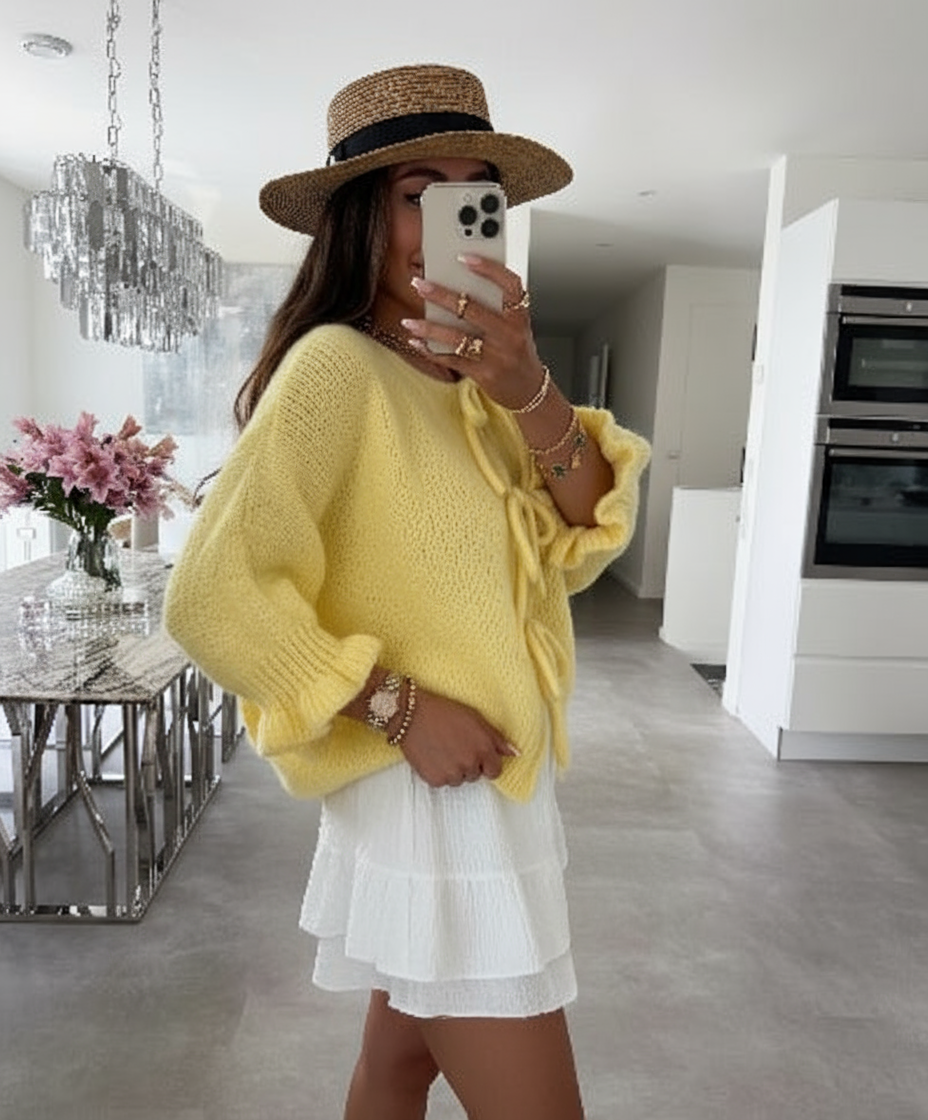 Zeitloser Strick-Cardigan 'Ashlyn' in Zartgelb