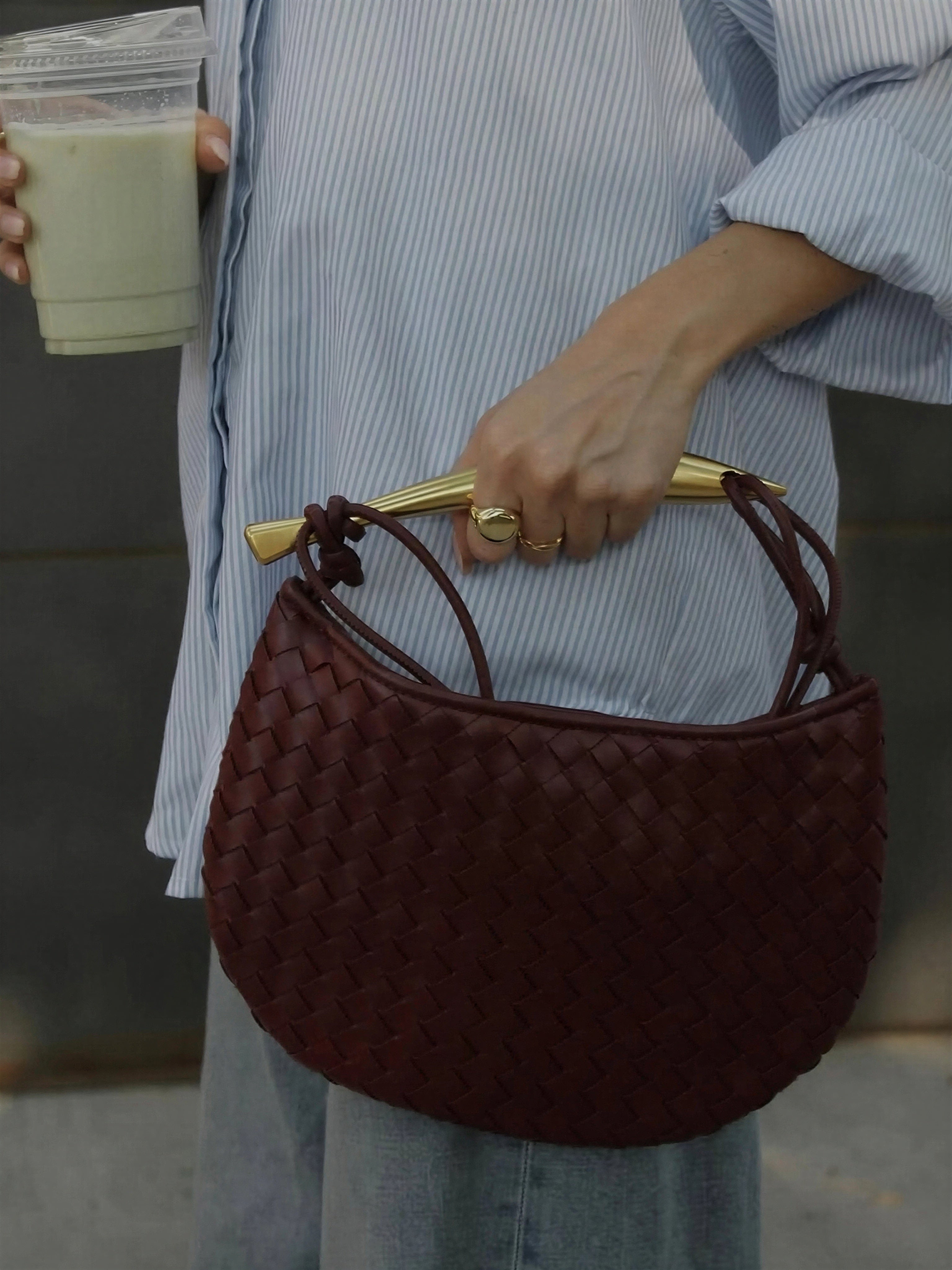 Mondförmige Ledertasche | Gewebte Textur | Abendmode