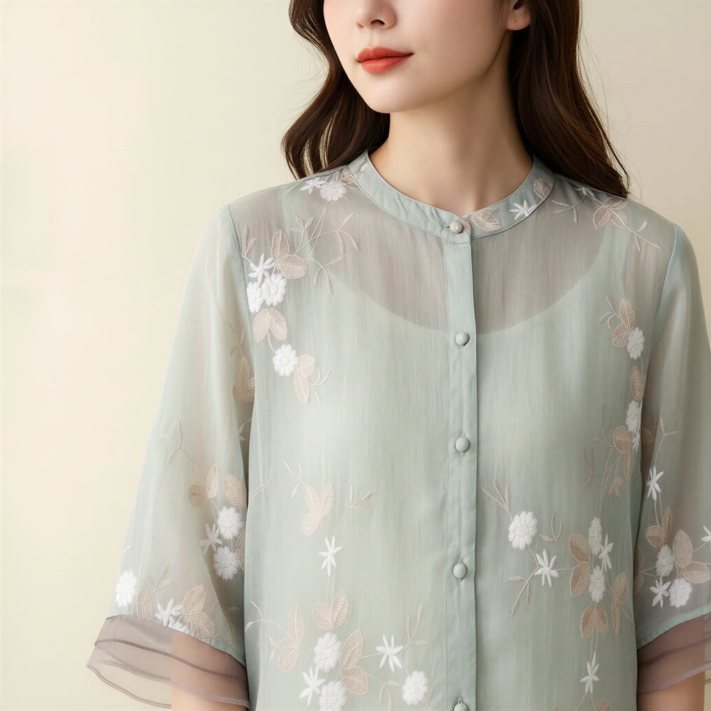 Luftige Bluse | Blumenstickerei | Lässige Eleganz