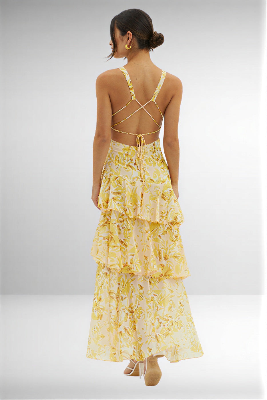 Kleid | Rüschensaum & V‑Ausschnitt | Sommer/Frühling
