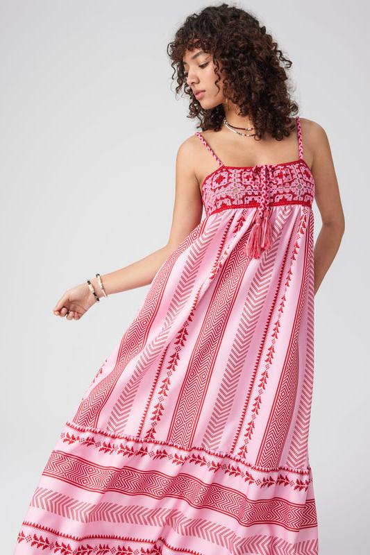 Böhmisches Maxikleid mit Stickerei