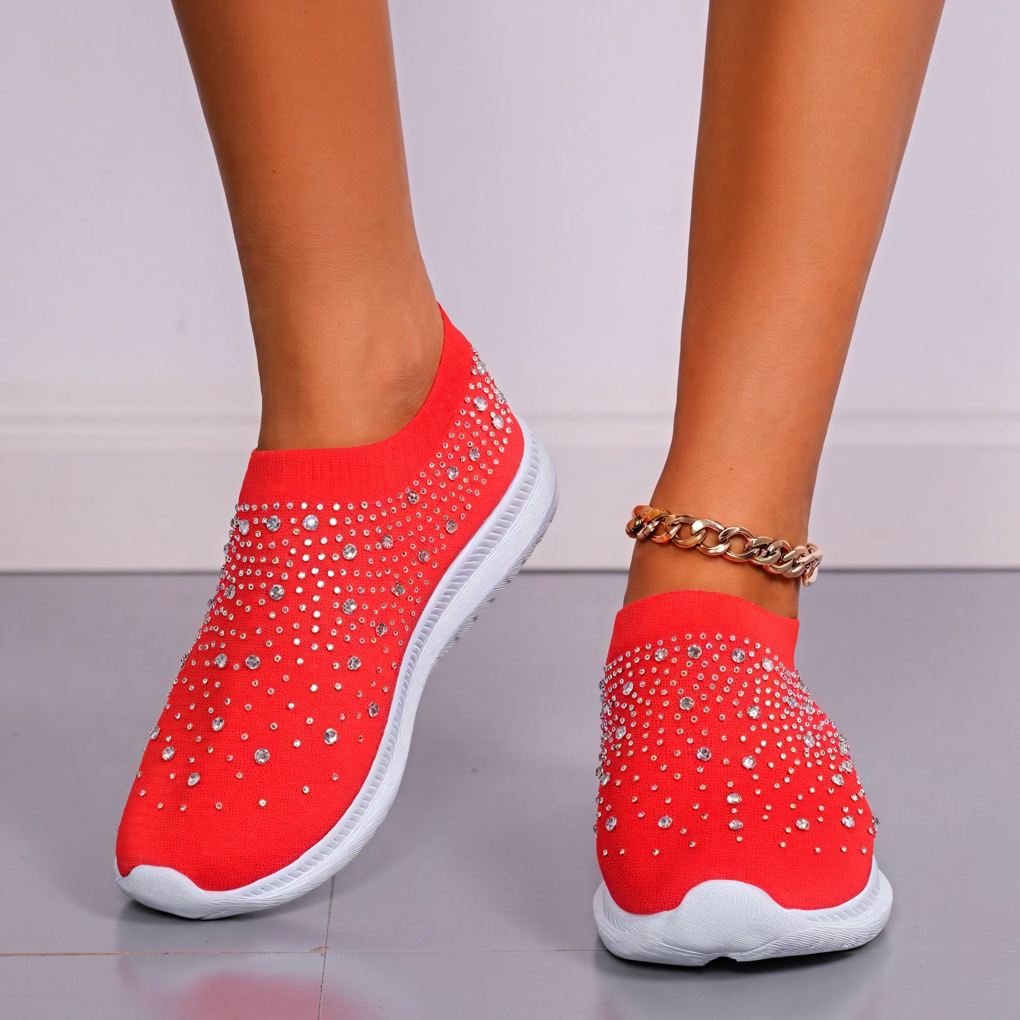 Glitzernde Strick-Sneakers zum Reinschlüpfen