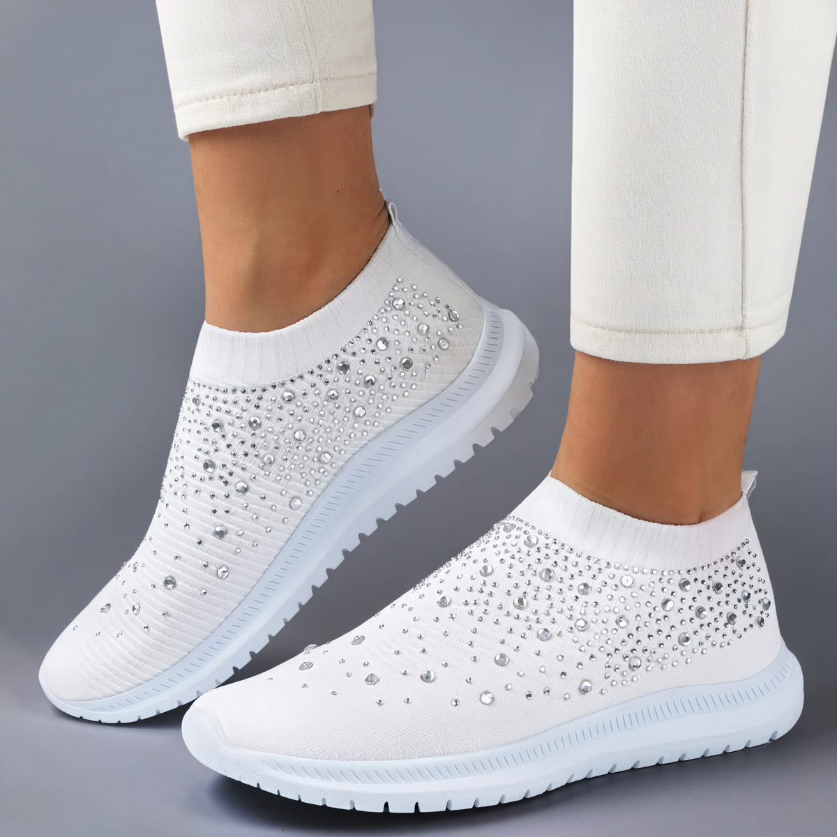 Glitzernde Strick-Sneakers zum Reinschlüpfen