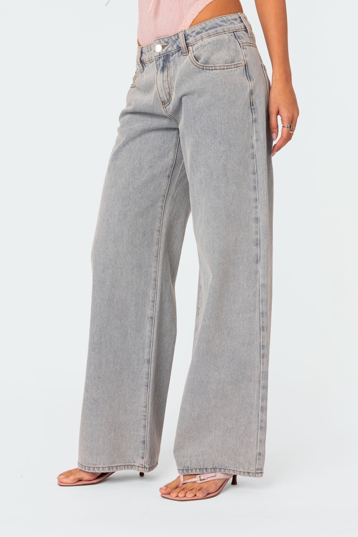Damen Jeans – Helle Waschung, Schleifen-Stickerei, Wide Leg Passform-83512-58af66d9-17bb-4c3a-bf2b-07cbd157185f