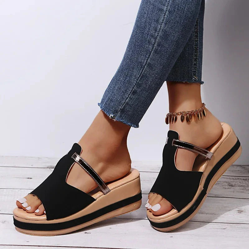Moderne Plattform Sandalen für den Sommer