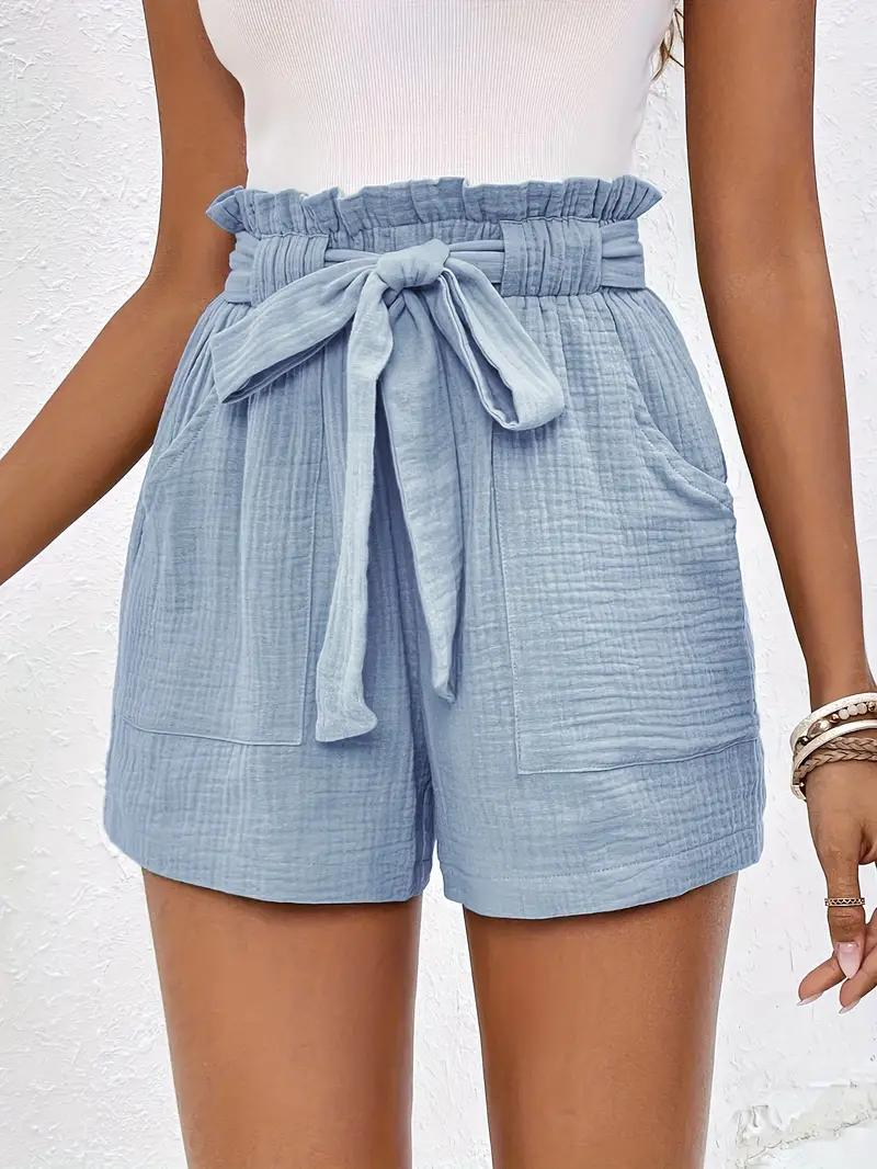 Taillenhohe Shorts mit Bindegürtel
