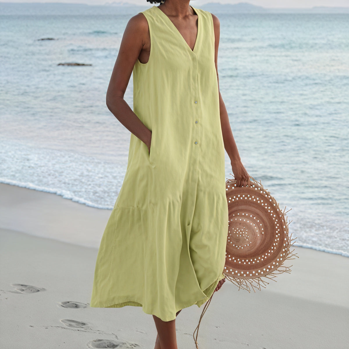 Damen Kleid – Ärmellos, V-Ausschnitt, Knopfleiste, Fließende Silhouette-67015-e04fd617-22b4-4f60-a67a-f25a9b979f89