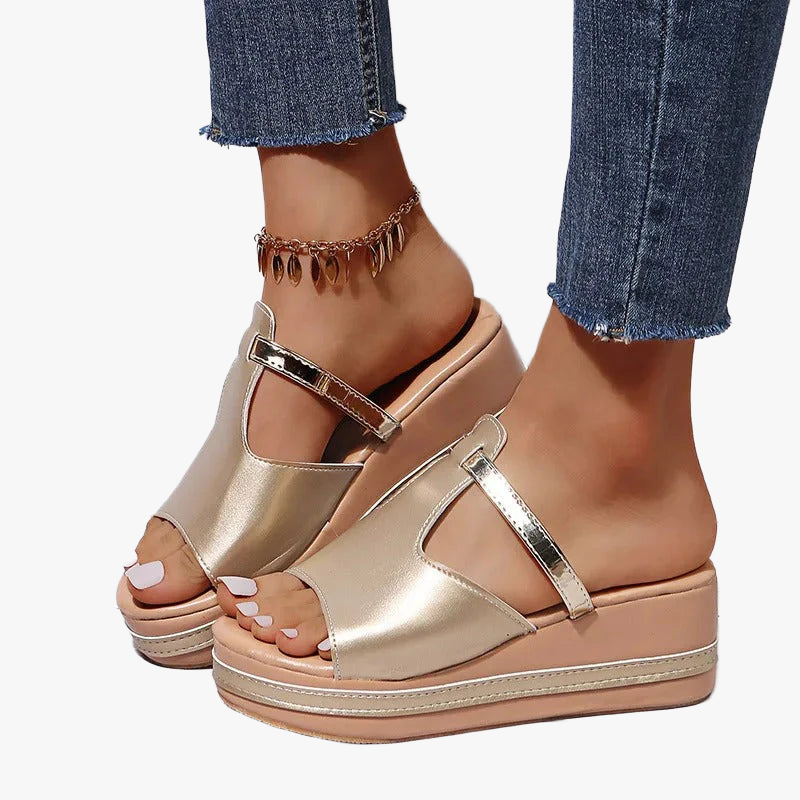 Moderne Plattform Sandalen für den Sommer