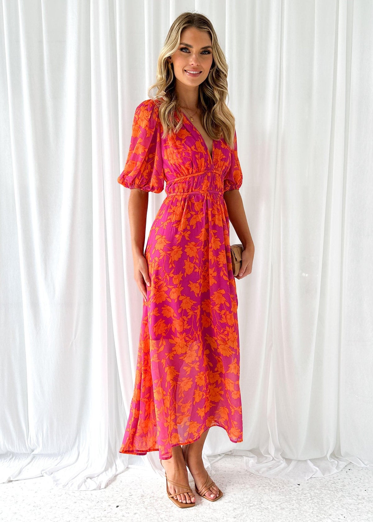 Damen Maxi-Kleid – Blumenmuster, V-Ausschnitt, Kurze Ärmel, Fließend-83294-6d3d8879-f82a-46e0-ae8f-2ae8238d0da3