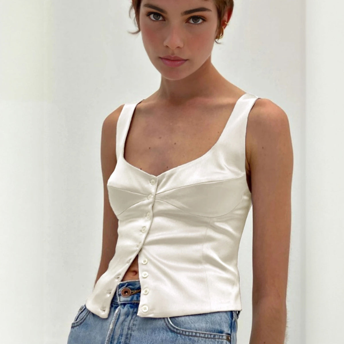 Sommerliches Top mit Knopfleiste