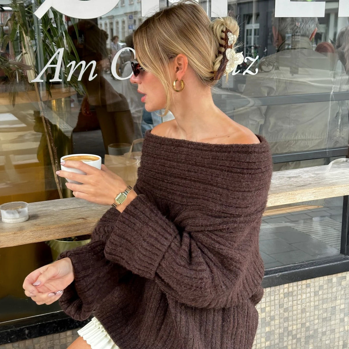 Asymmetrischer Strick-Top mit Ballonärmeln