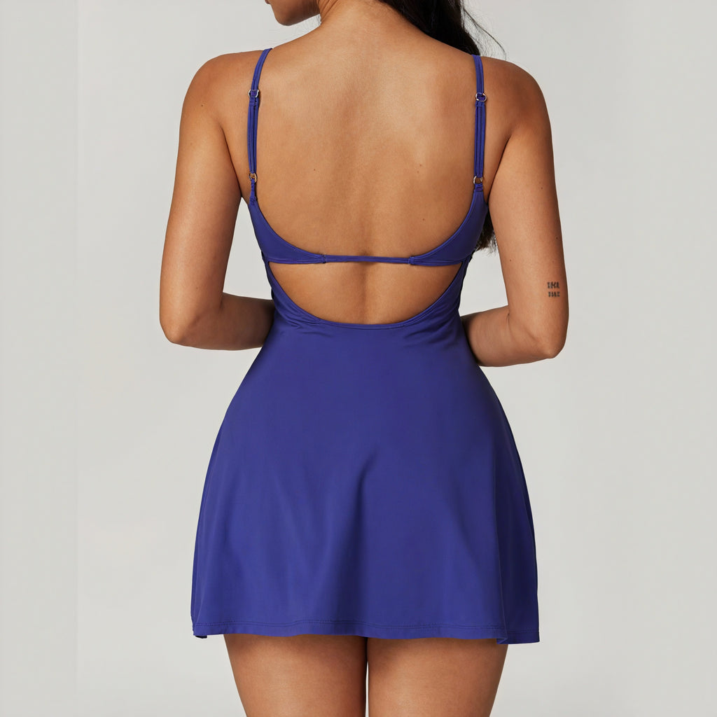 A-Linien Kleid mit Schlitz & Athletik-Flair