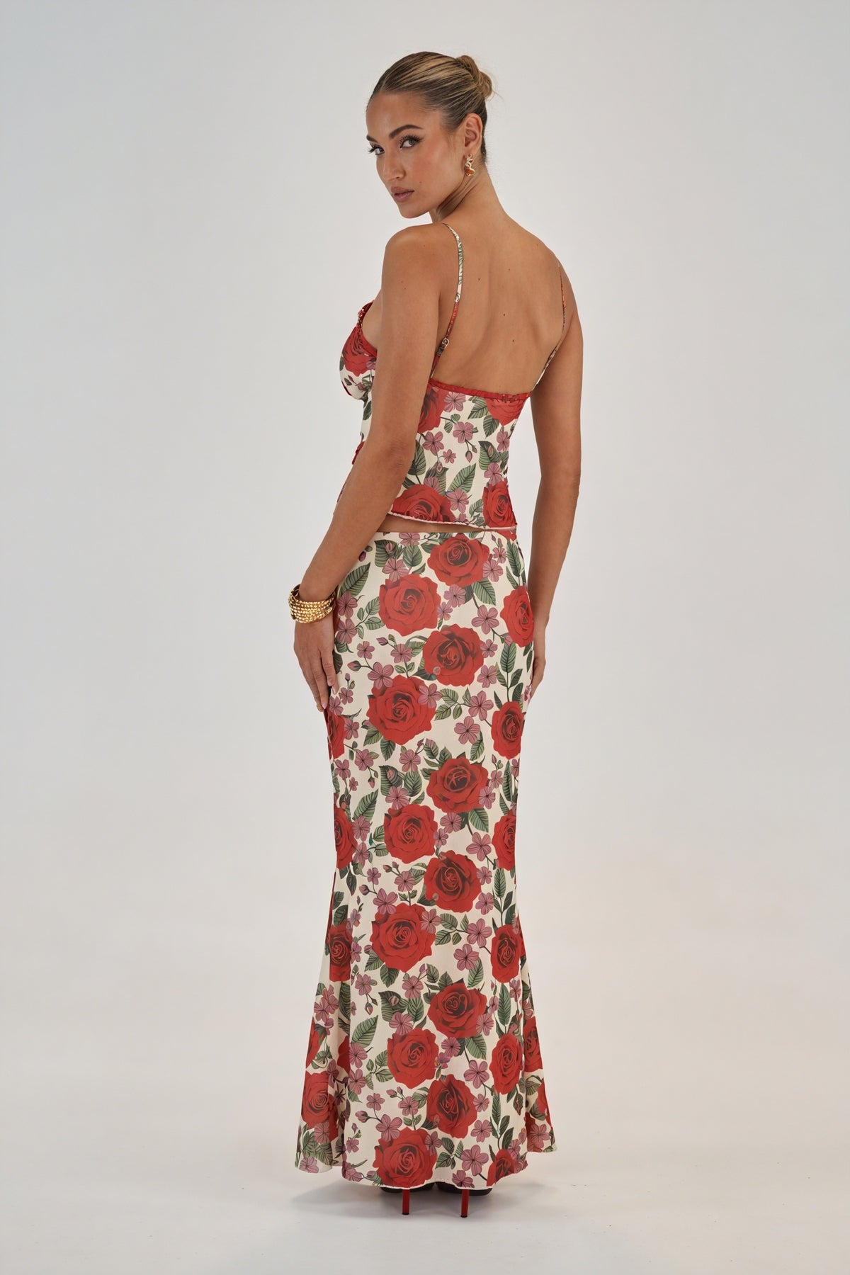 Romantisches zweiteiliges Maxi-Kleid