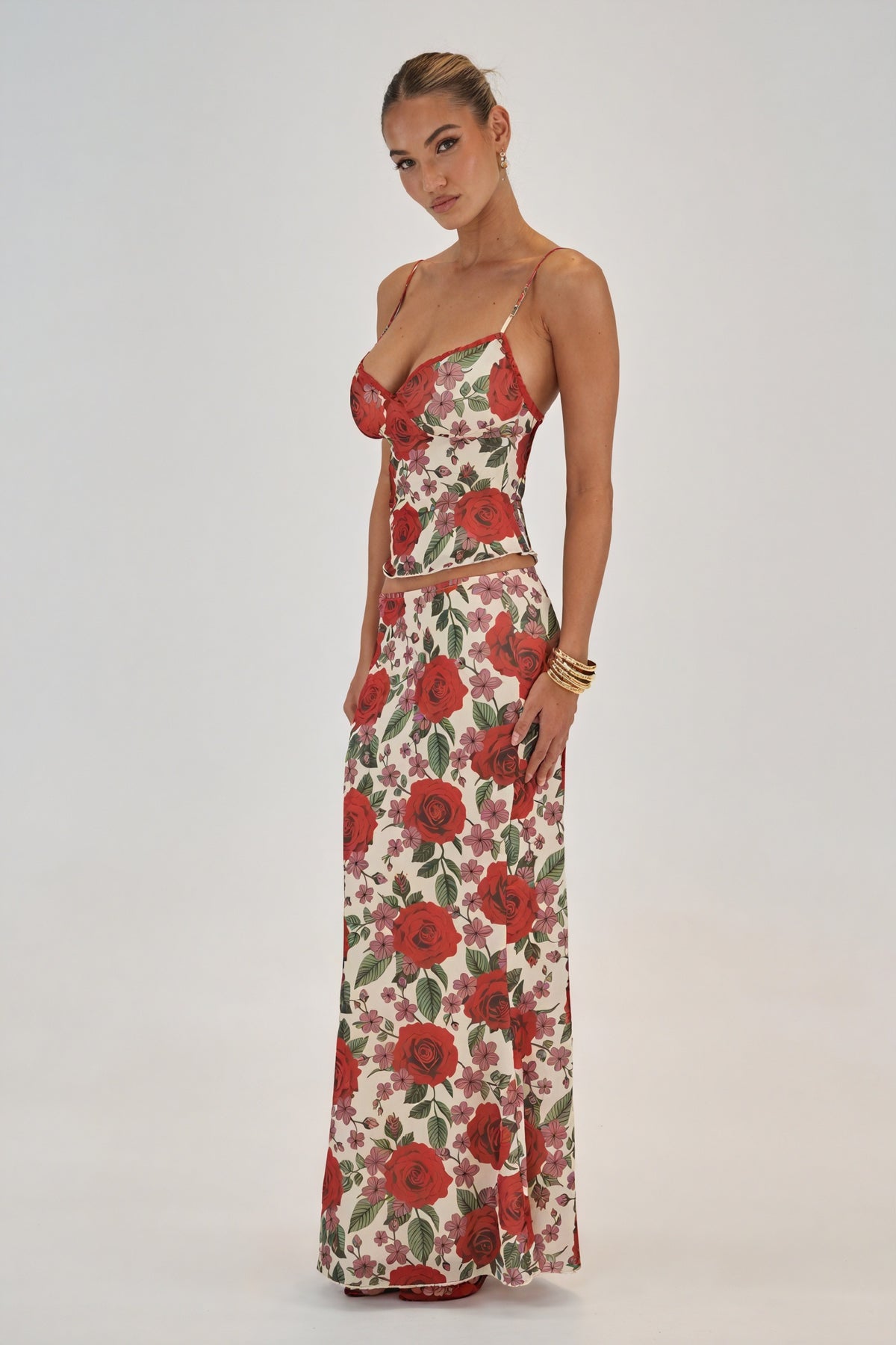 Romantisches zweiteiliges Maxi-Kleid