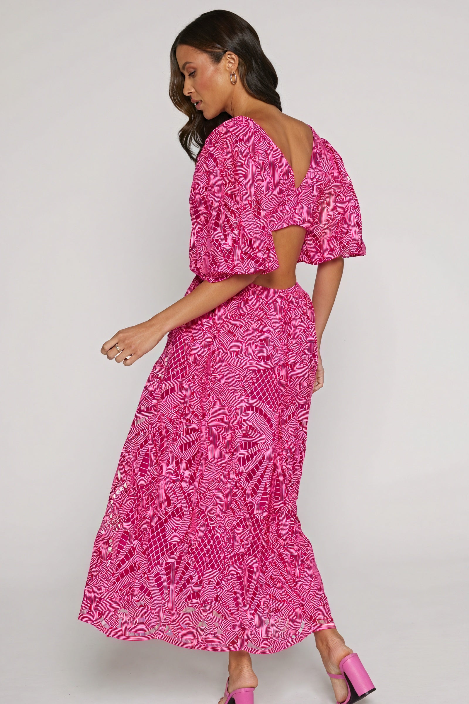 Elegantes Kleid mit zarten Details