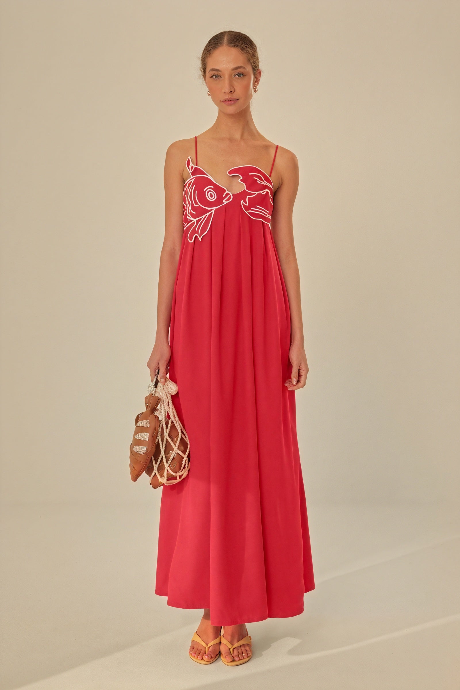 Fließendes Kleid mit verspieltem Detail