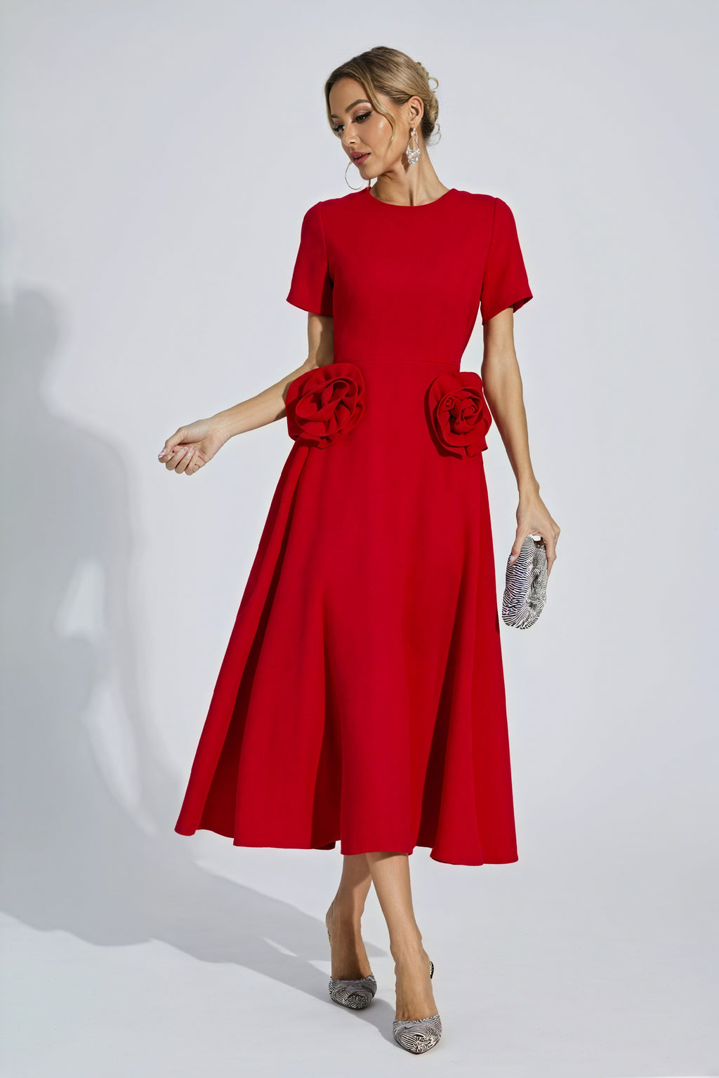 Midi-Kleid mit Rosen-Applikationen