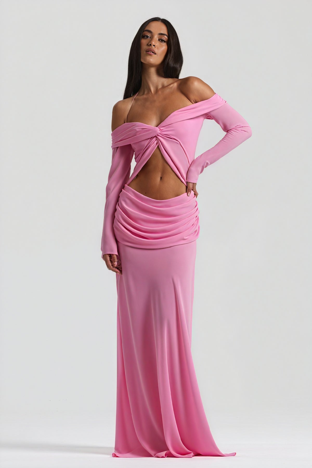 Elegantes Kleid mit Drapierung & Knotendetail