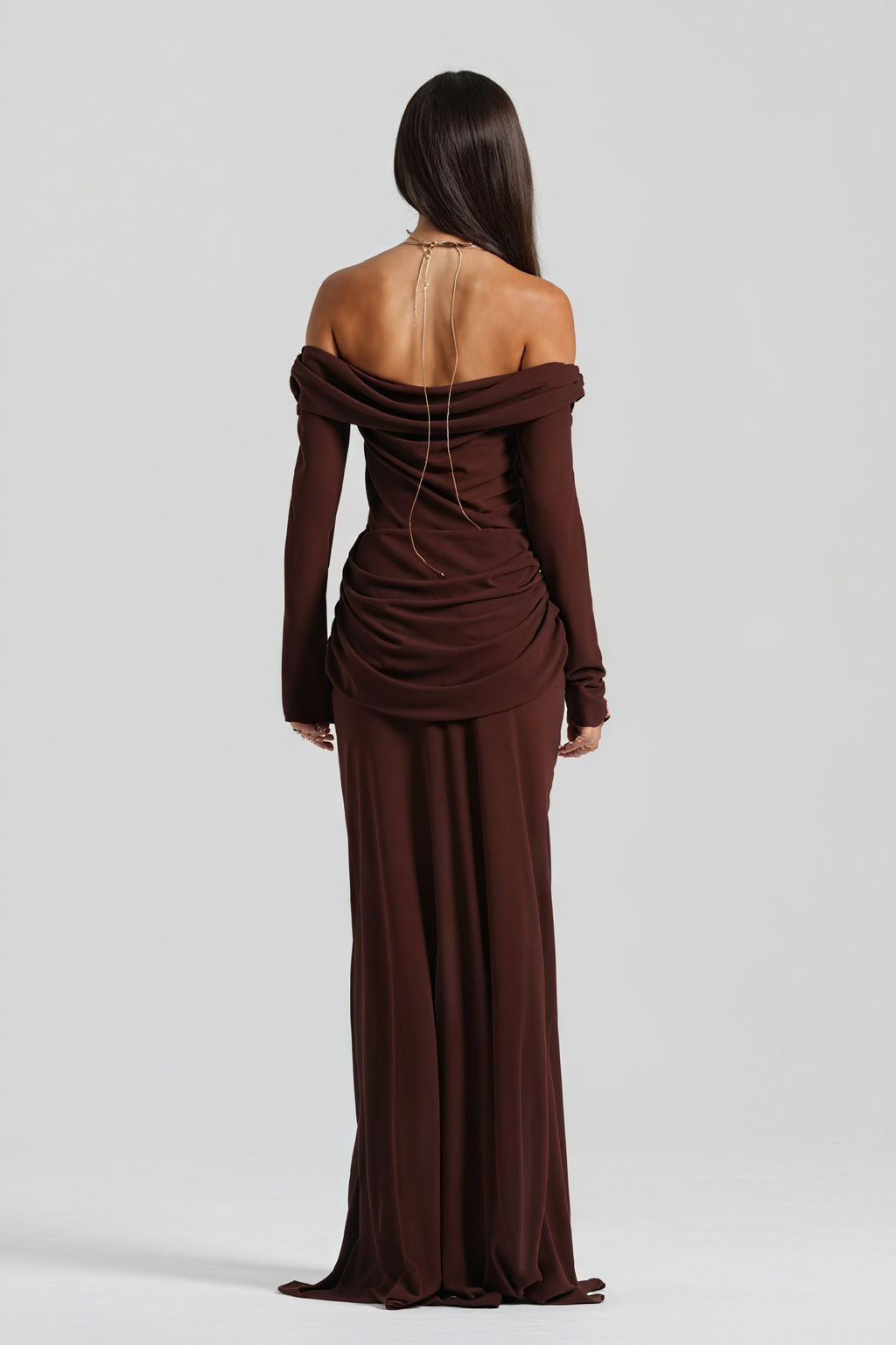 Elegantes Kleid mit Drapierung & Knotendetail