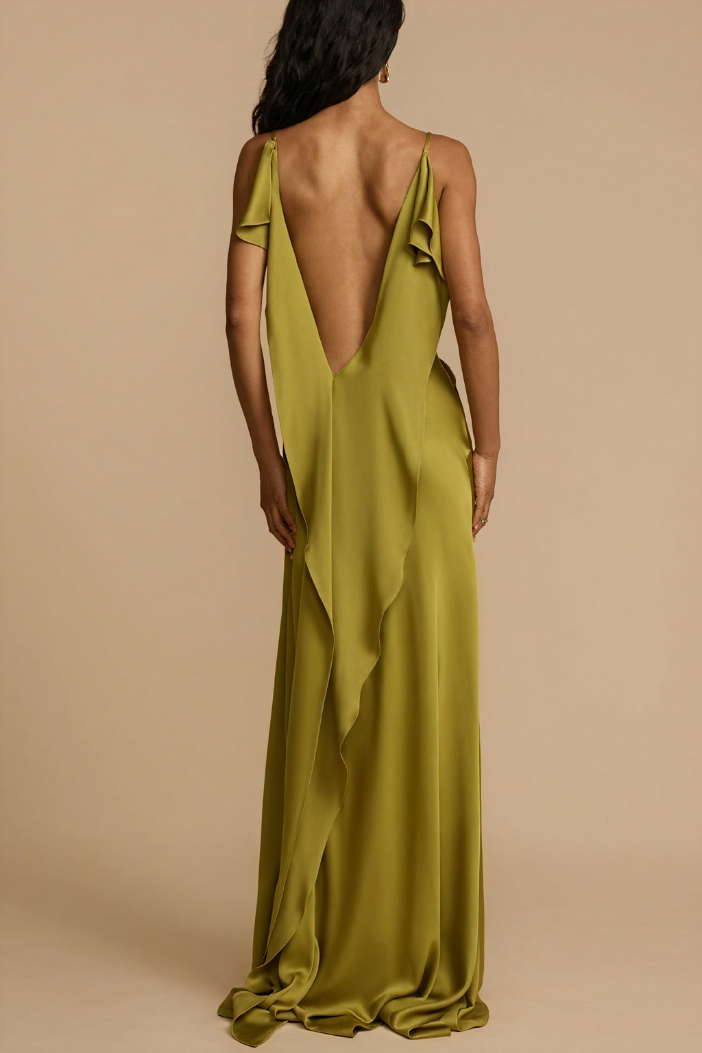 Fließendes Kleid mit hohem Schlitz
