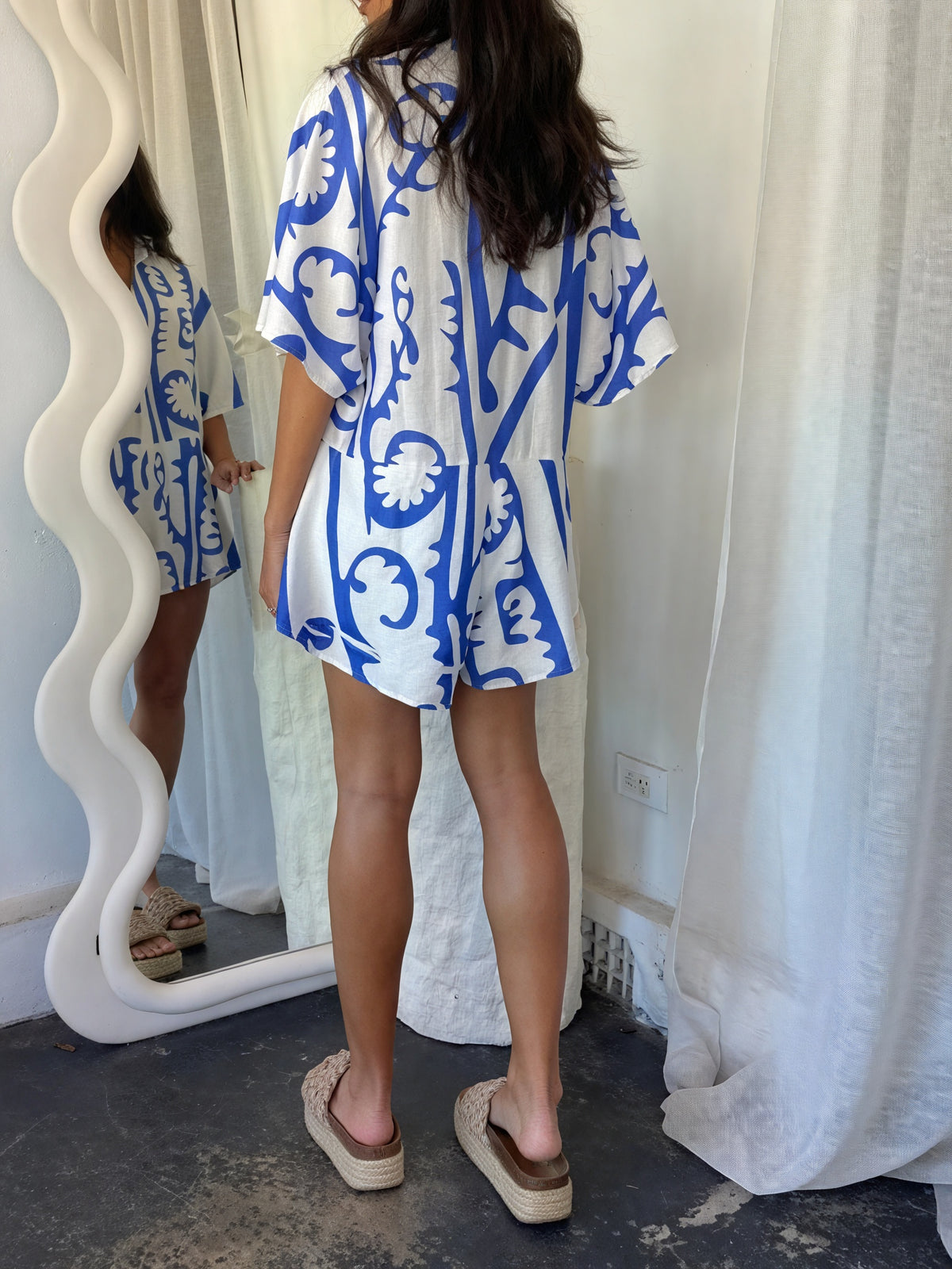 Damen Kleid Kurzarm mit einzigartigem Print und durchgehender Knopfleiste-81581-e21084c4-a056-401b-9d91-220e5cfbb7bc