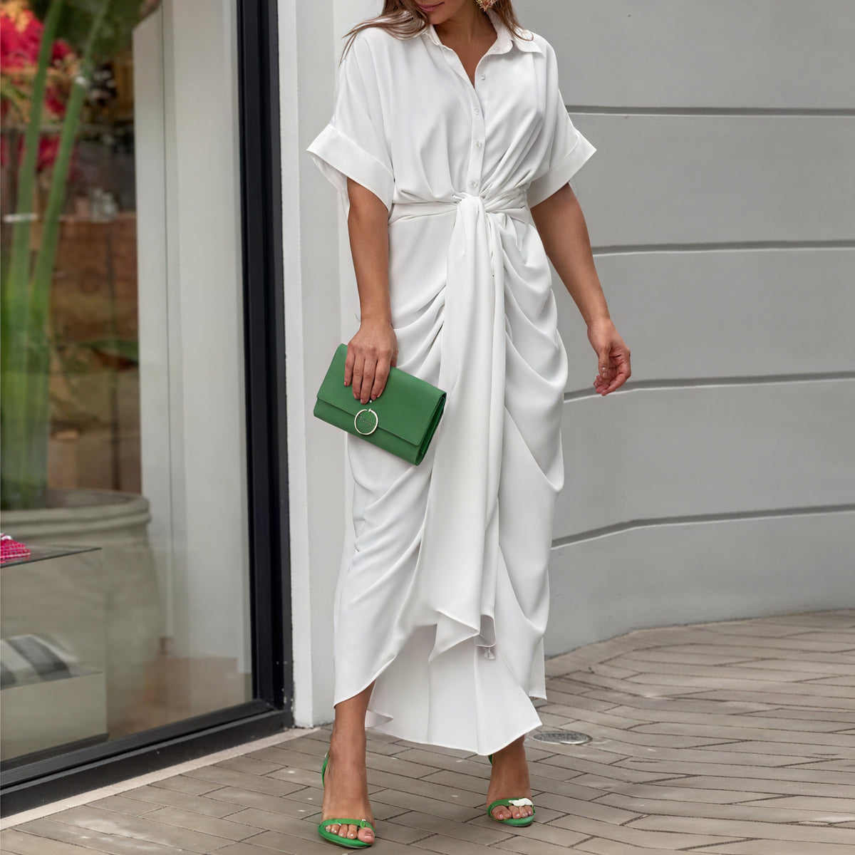 Damen Blusenkleid mit Bindegürtel – Kragen, Asymmetrischer Saum, Kurzarm-82303-5d7347c4-cd5c-44a8-b369-17078819ffdd