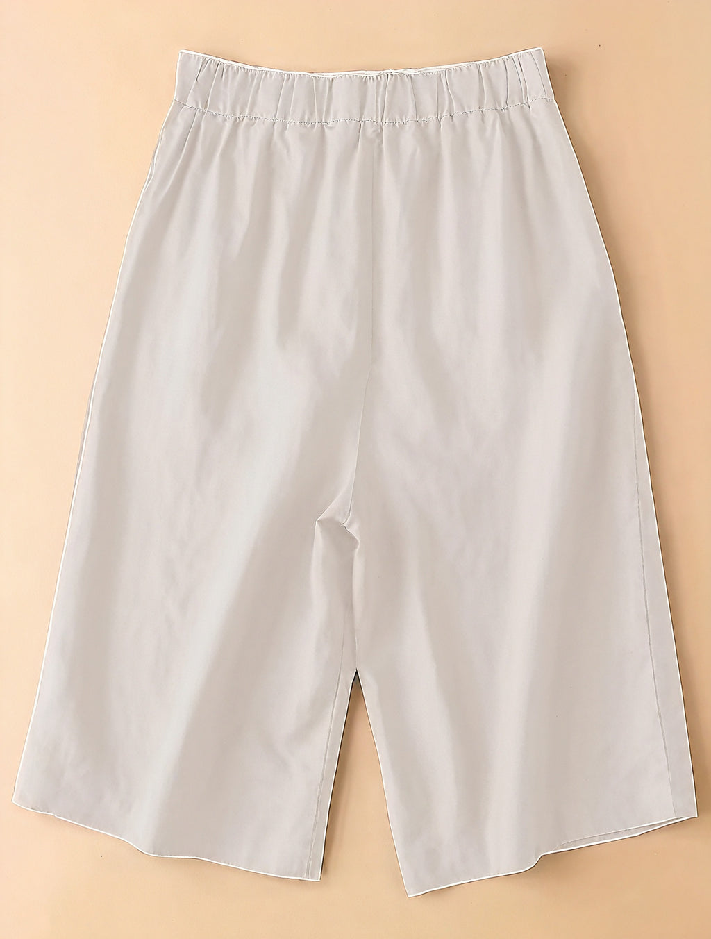 Weitgeschnittene Culottes mit hohem Bund
