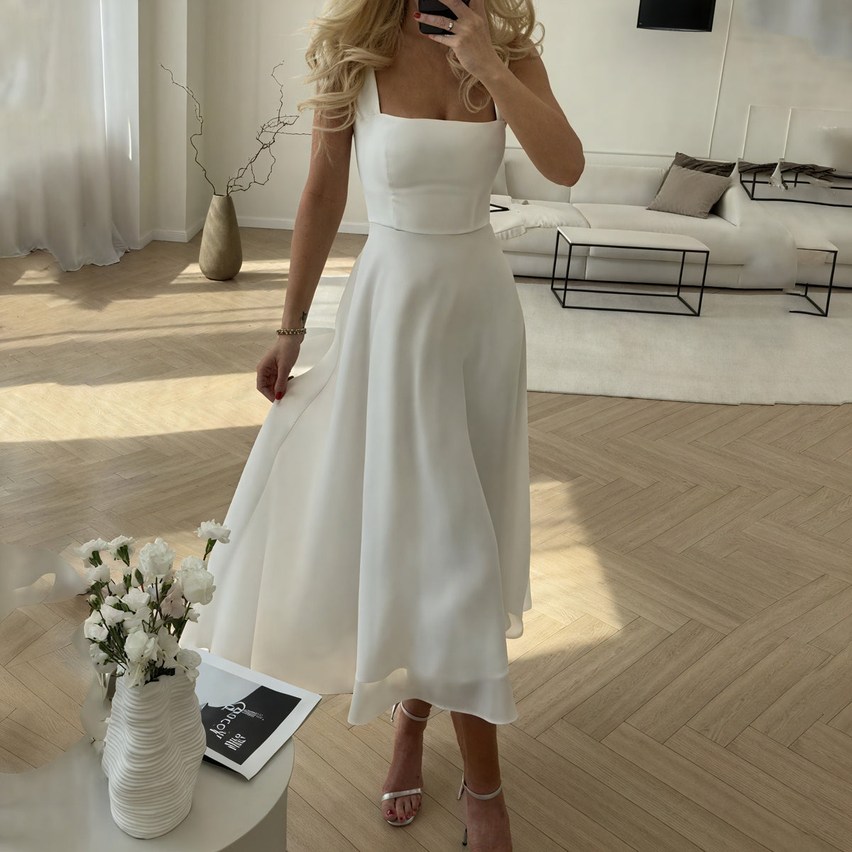 Couture-moda | Women's Elegant Sleeveless Solid Color Dresses - Image 1