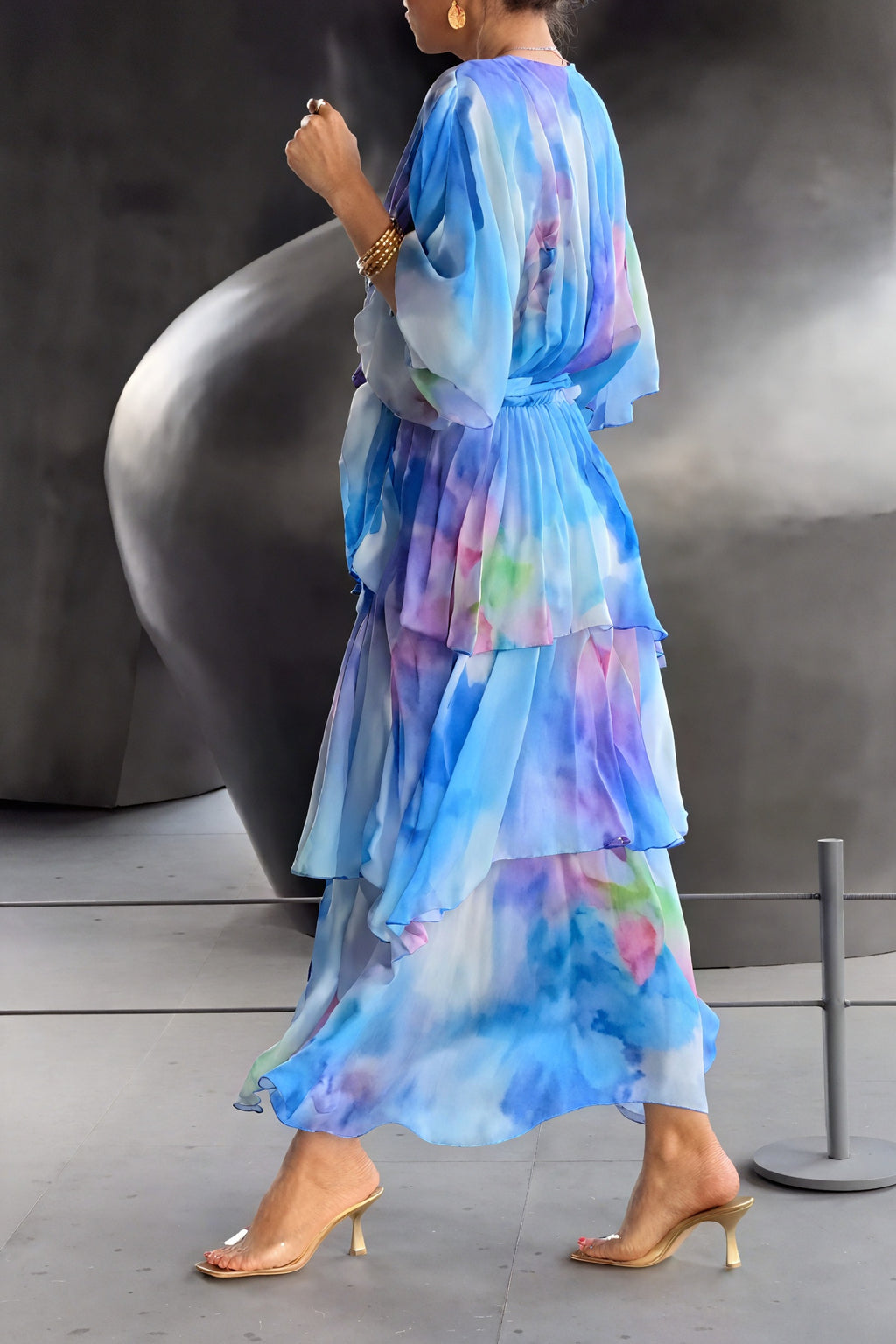 Nicolette | Elegant V-Neck Dress for Any Occasion - Image 3