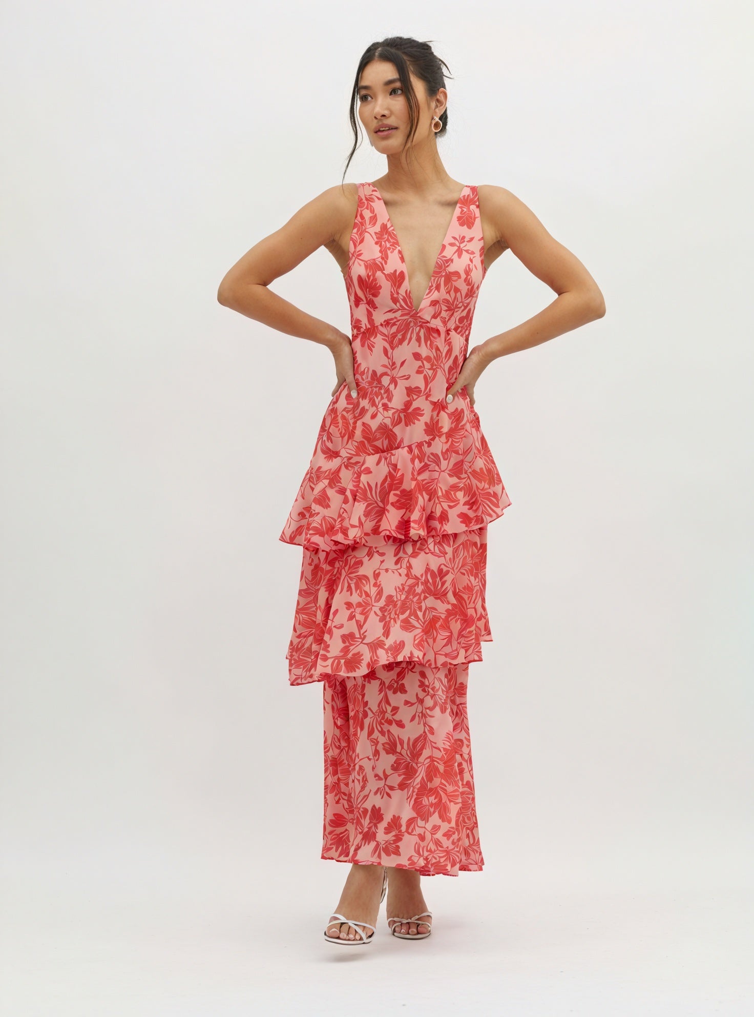 Kleidhaus Damen Maxikleid – Blumenprint, V-Ausschnitt, Stufenrock, XS-XL-83283-8dd89e02-d233-41f6-9a78-9c9d7d8fbe8c
