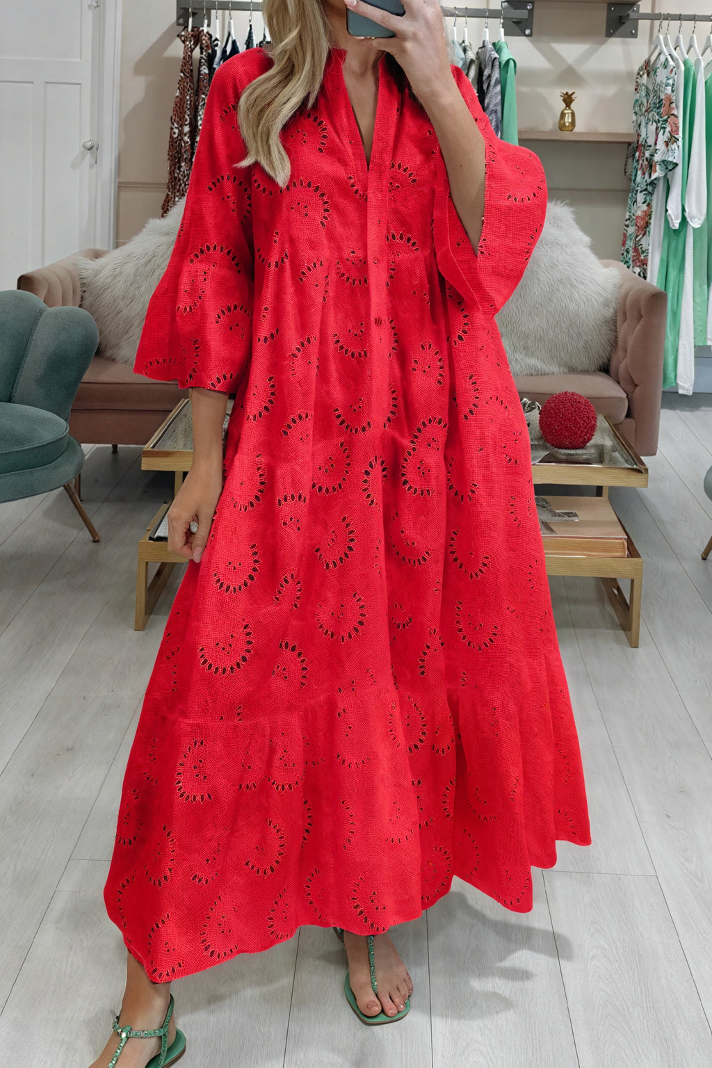 Kleidhaus Damen Lochstickerei Kleid – V-Ausschnitt, 3/4-Ärmel, Knopfleiste-83323-374ff908-de96-4770-960d-42c060ba6eeb