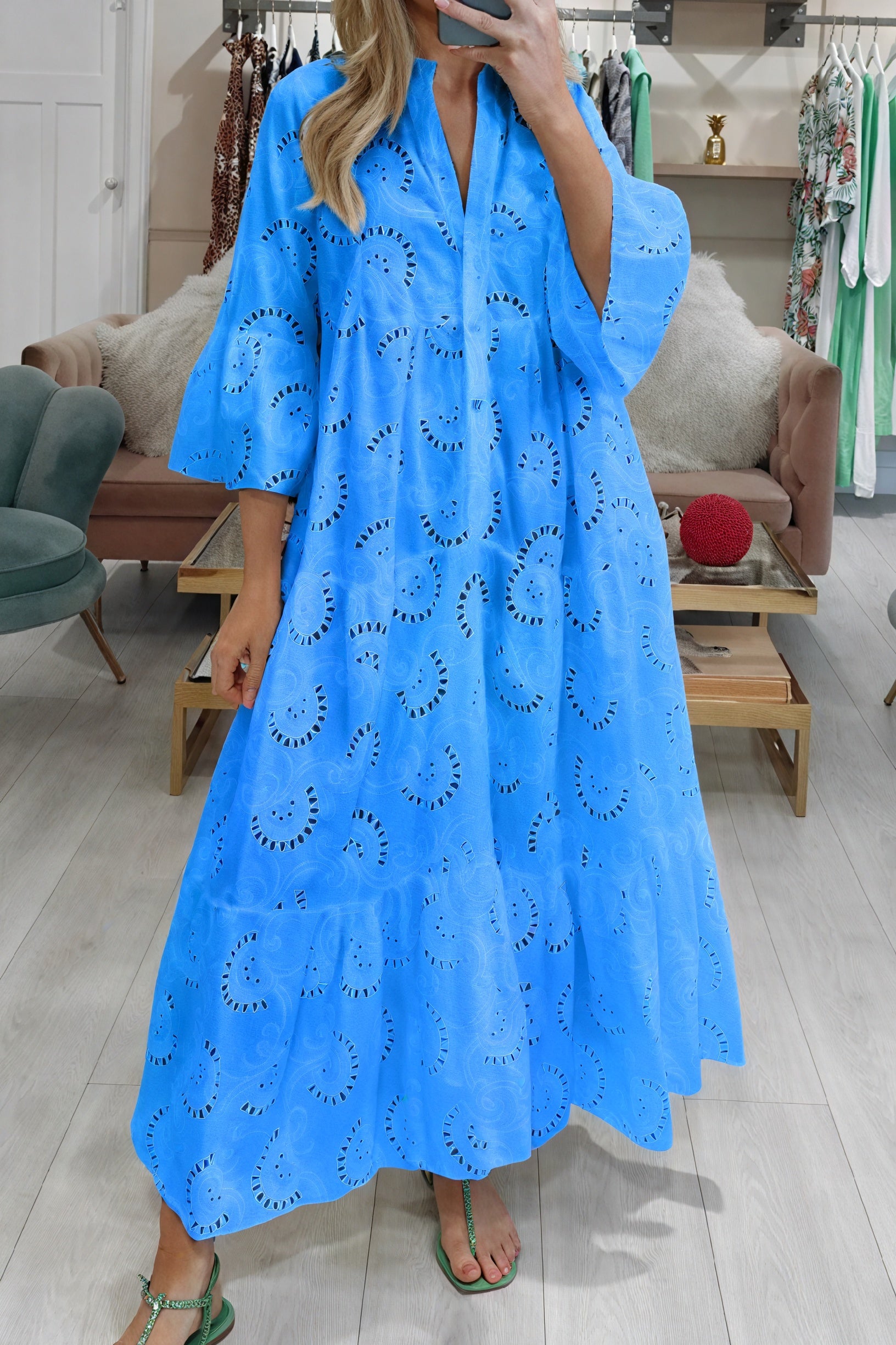 Kleidhaus Damen Lochstickerei Kleid – V-Ausschnitt, 3/4-Ärmel, Knopfleiste-83323-02c5b07a-0239-49b0-b84a-12b232039040