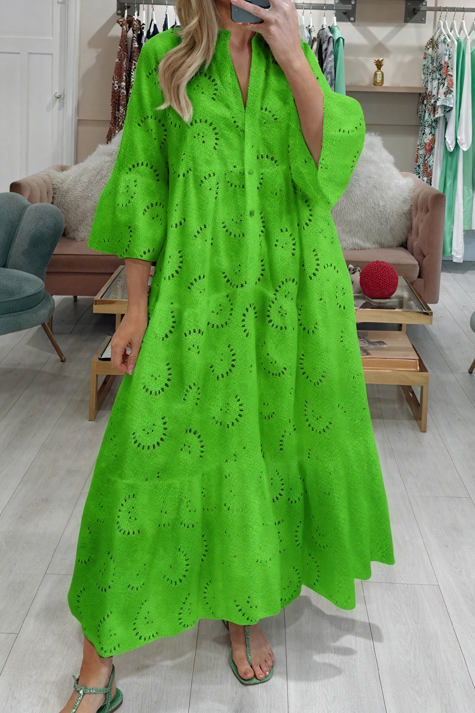 Kleidhaus Damen Lochstickerei Kleid – V-Ausschnitt, 3/4-Ärmel, Knopfleiste-83323-fe623967-92e2-4152-adb6-33cc44b38893