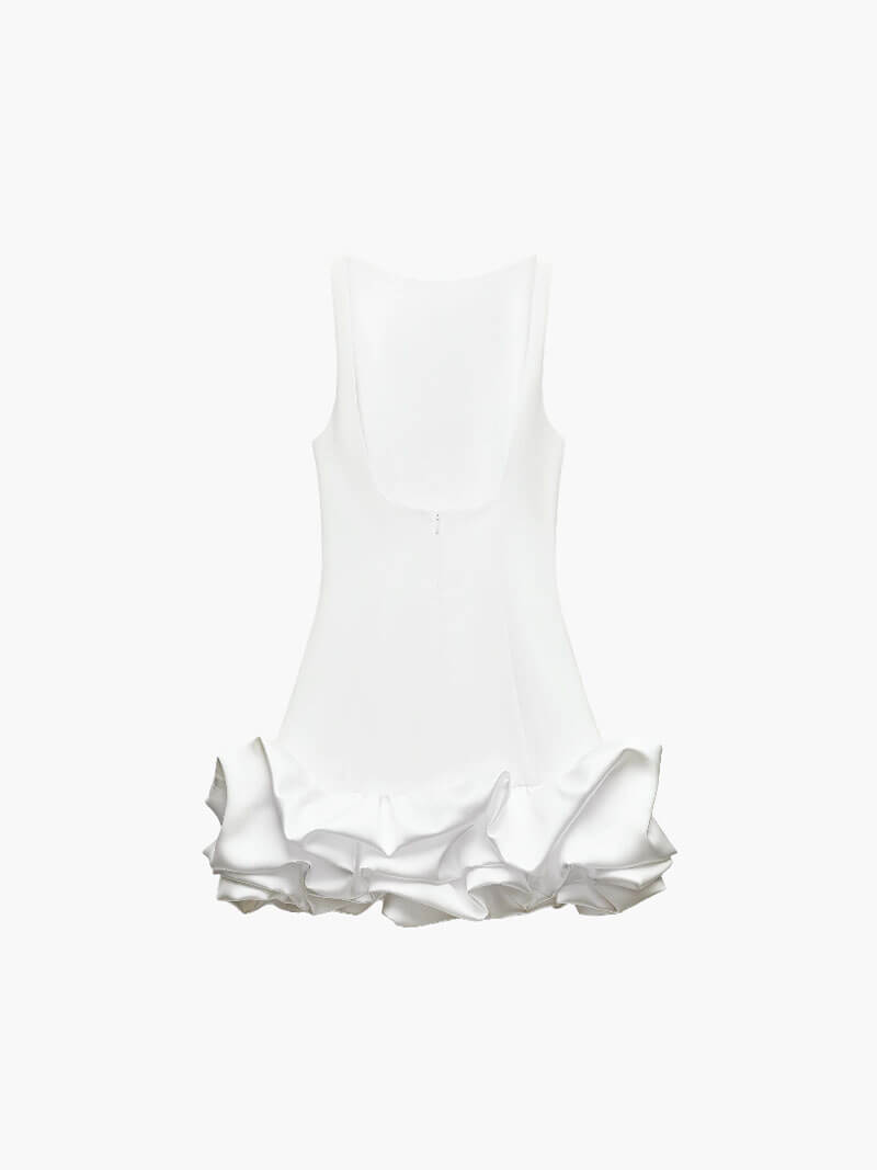 Verspieltes Mini-Kleid mit Rüschensaum