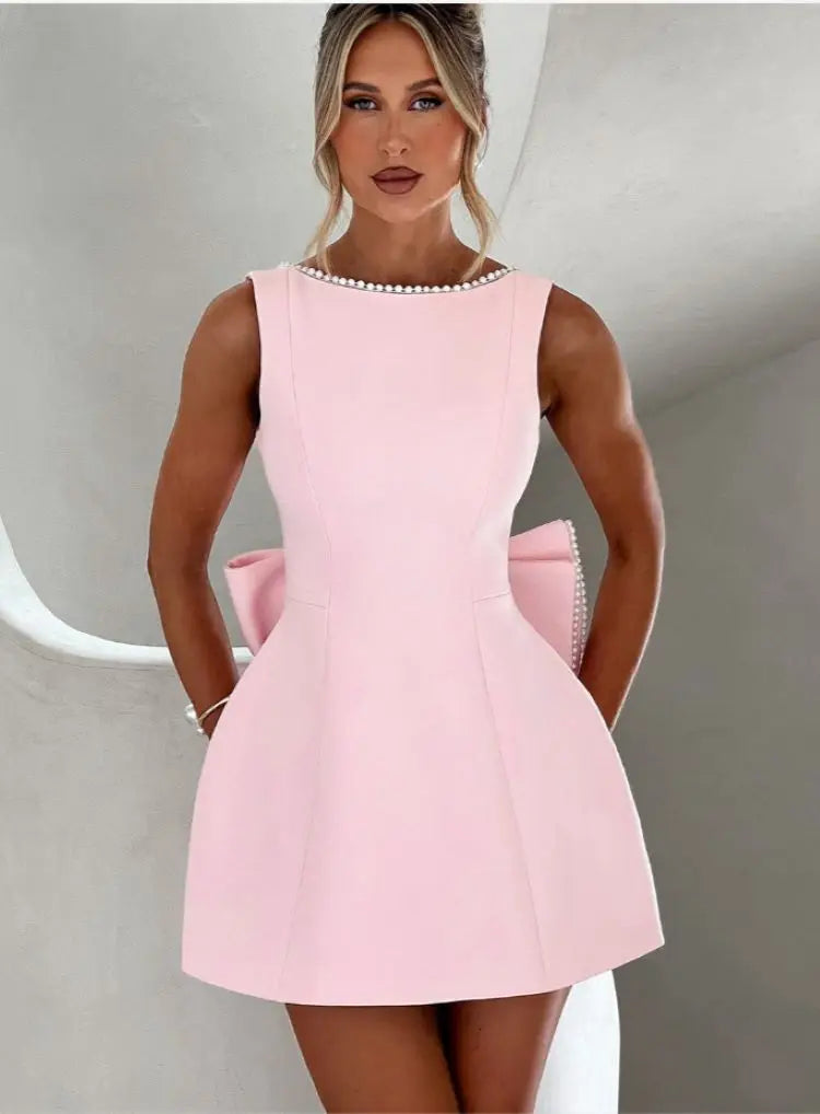 Kleid | Große Rückenschleife & Perlenbesatz | Ganzjährig
