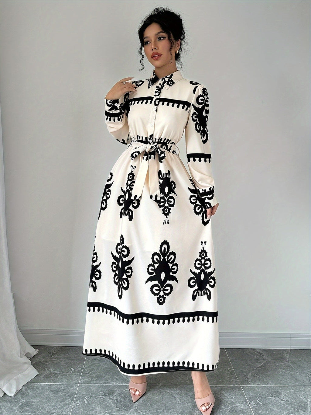 Damen Langarm-Kleid mit Bindegürtel – Gemusterter Print-83357-ac9716f7-24df-4c39-b68f-12e2241dcb67