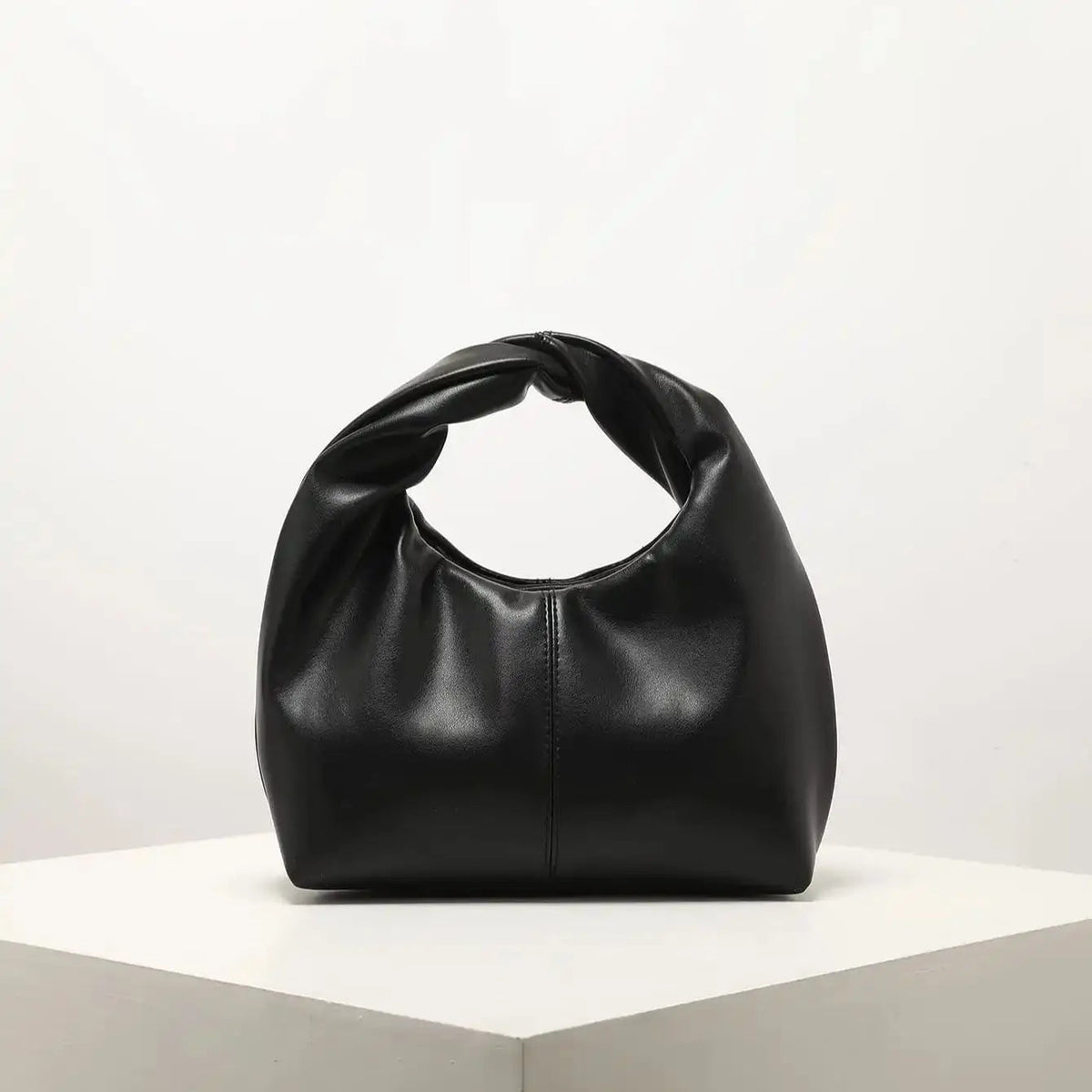 Elegante Handtasche mit Knotendetail