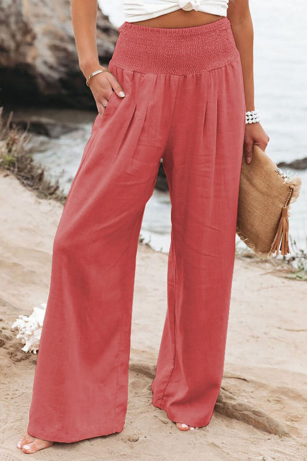 Weitgeschnittene Hose mit hohem Bund
